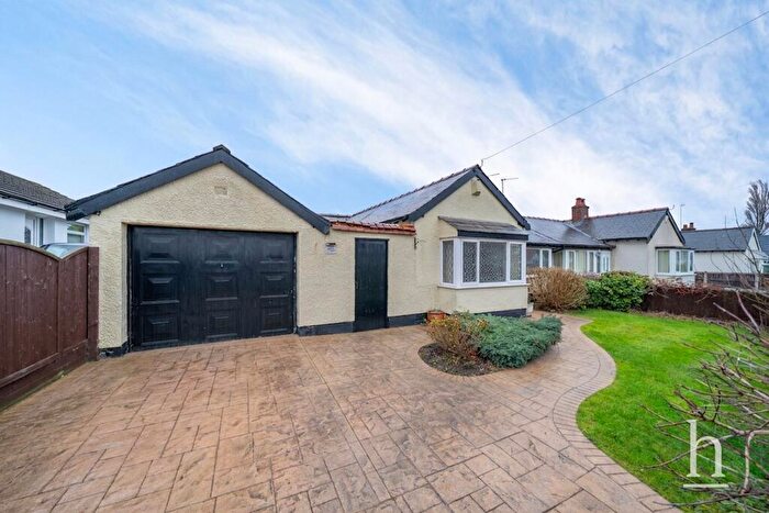 3 Bedroom Semi-Detached Bungalow For Sale In Seaview Avenue, Irby, CH61