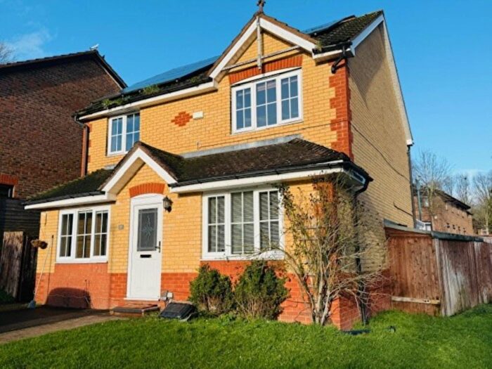 4 Bedroom Semi Detached House To Rent In Booker Plaace, Booker, HP12