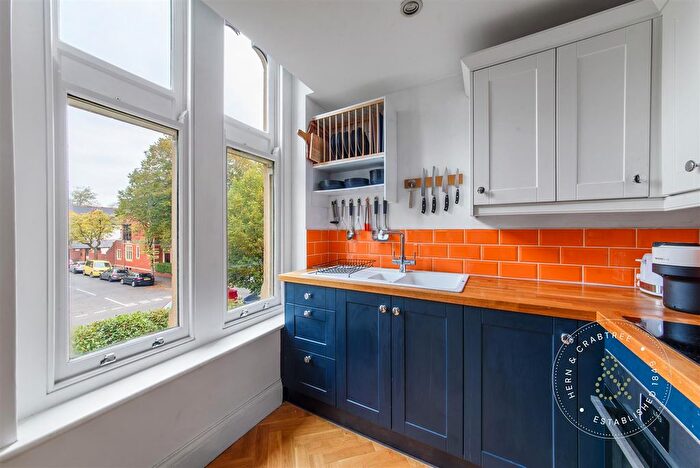 1 Bedroom Flat For Sale In Cathedral Road, Cardiff, CF11