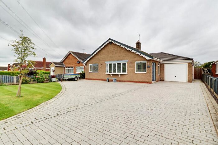 3 Bedroom Bungalow For Sale In Westbourne Drive, Crowle, Lincolnshire, DN17