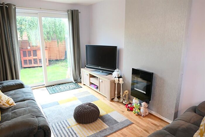 2 Bedroom Semi-Detached House To Rent In High Bank View, Colton, Leeds, LS15
