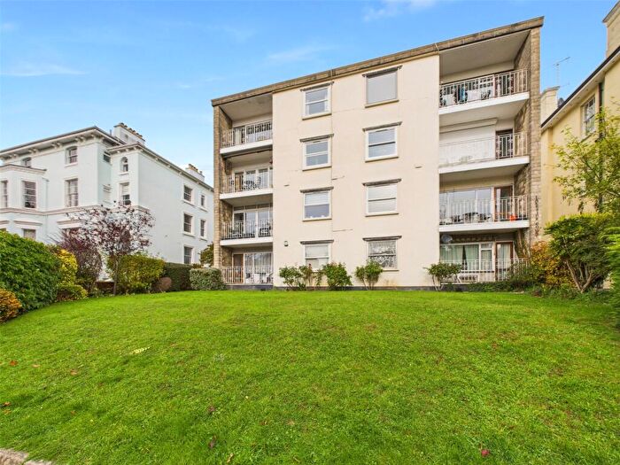 2 Bedroom Apartment For Sale In East Approach Drive, Cheltenham, Gloucestershire, GL52
