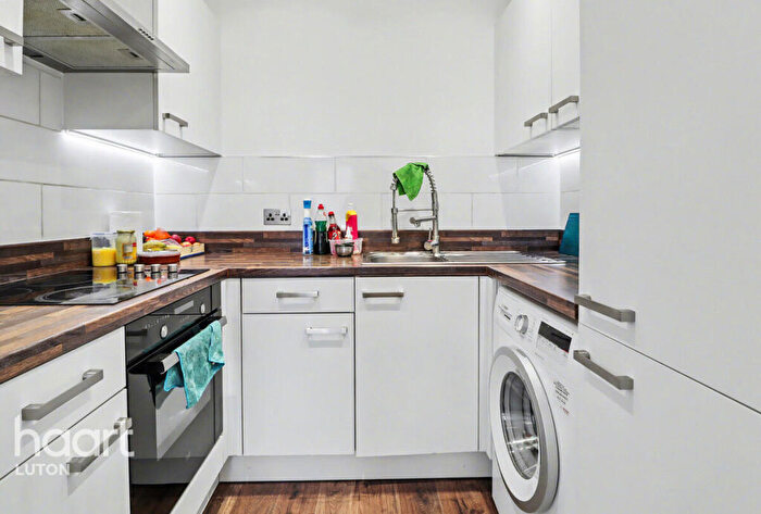 1 Bedroom Flat For Sale In Park Street, Luton, LU1