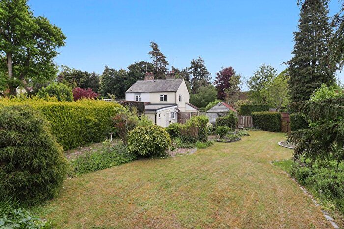 2 Bedroom Semi-Detached House For Sale In Kennel Lane, Windlesham, GU20