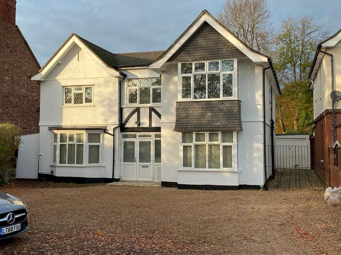 4 Bedroom Detached House To Rent In Uxbridge Road, Harrow, HA3