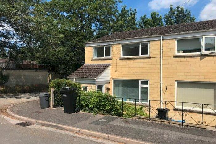 4 Bedroom End Of Terrace House To Rent In Clyde Gardens, Bath BA2