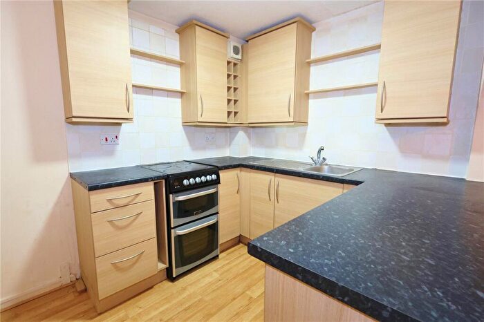 1 Bedroom Terraced House To Rent In Waverley Court, Woking, Surrey, GU22
