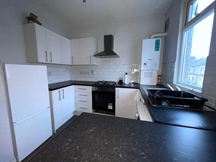 1 Bedroom Flat To Rent In Faircross Avenue, Barking, Essex, IG11