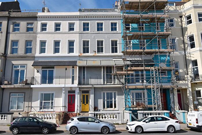 2 Bedroom Flat For Sale In Eversfield Place, St. Leonards-On-Sea, TN37