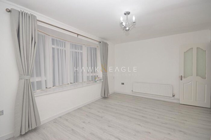 3 Bedroom Maisonette To Rent In Margaret Bondfield Avenue, Barking, Essex., IG11