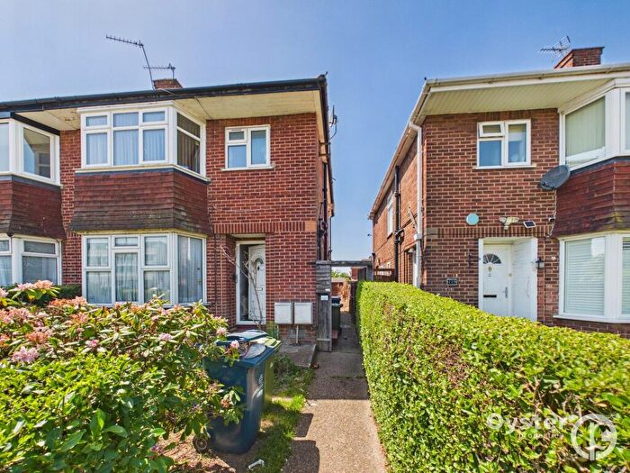 1 Bedroom Flat To Rent In Honeypot Lane, Stanmore, HA7