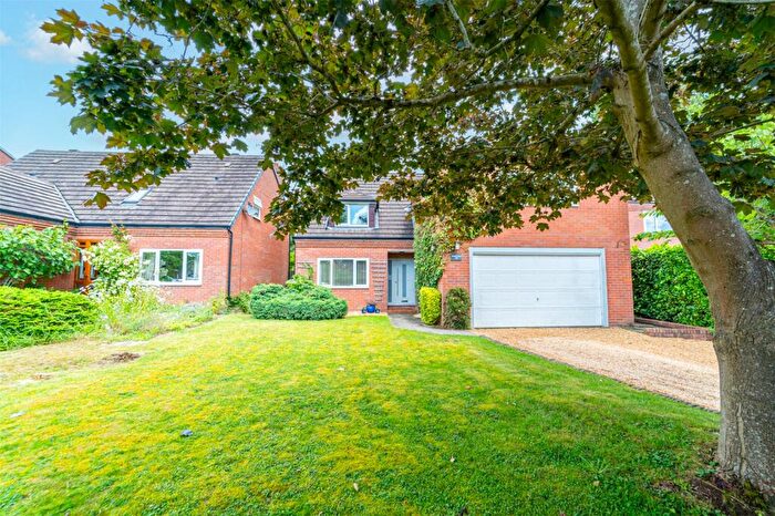 5 Bedroom Detached House For Sale In Manor Court Road, Bromsgrove, Worcestershire, B60
