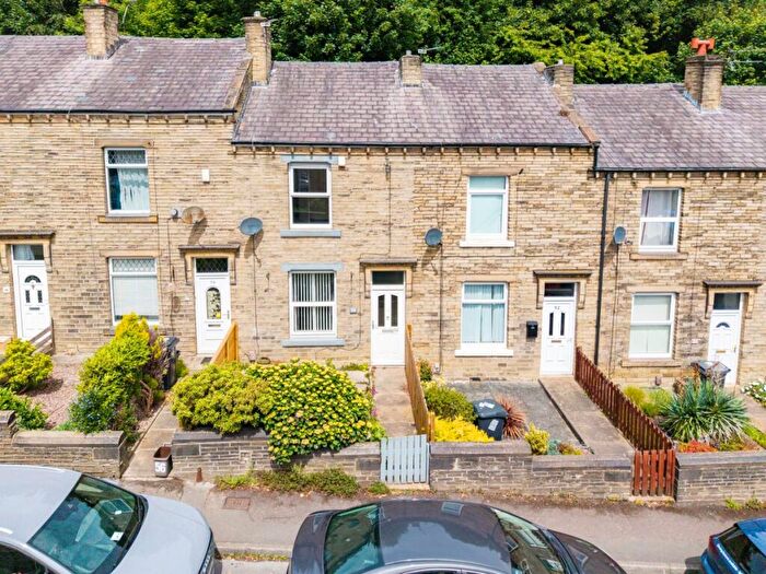 2 Bedroom Terraced House For Sale In Smithy Carr Lane, Brighouse, HD6