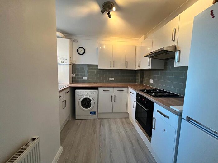 2 Bedroom Apartment To Rent In Outram Road, Southsea, Hampshire, PO5
