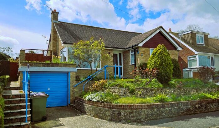 2 Bedroom Detached Bungalow For Sale In Summer Close, Hythe, CT21