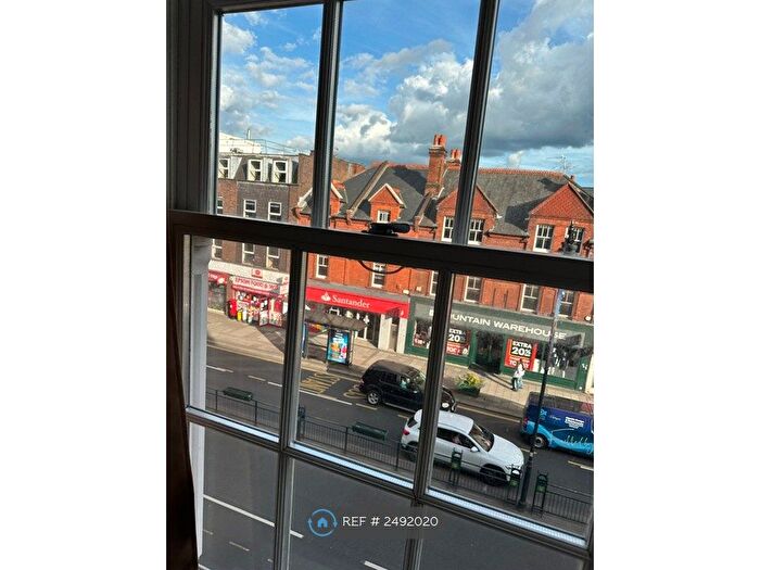 1 Bedroom Flat To Rent In High Street, Epsom, KT19