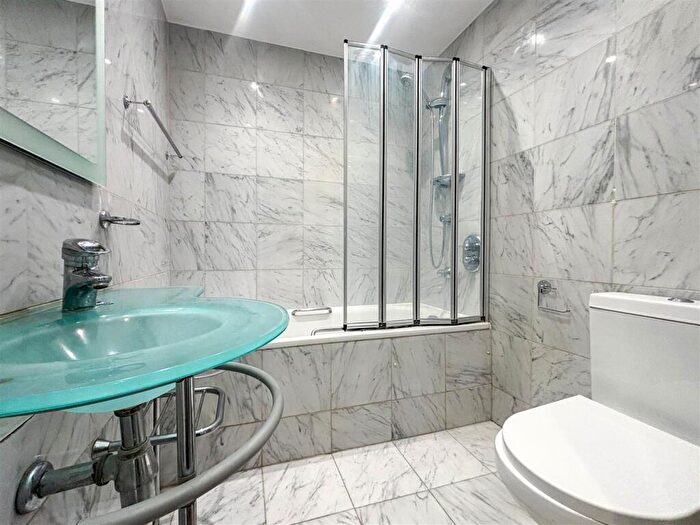2 Bedroom Apartment To Rent In William Court, St John's Wood, NW8