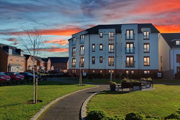 2 Bedroom Flat For Sale In Oak Dene Way, Waverley, S60