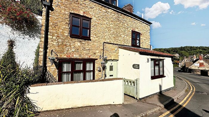 2 Bedroom Cottage For Sale In Potters Pond, Wotton-Under-Edge, Gloucestershire, Hf, Gb, GL12