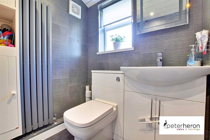 2 Bedroom Cottage For Sale In Mere Knolls Road, Roker, Sunderland, SR6