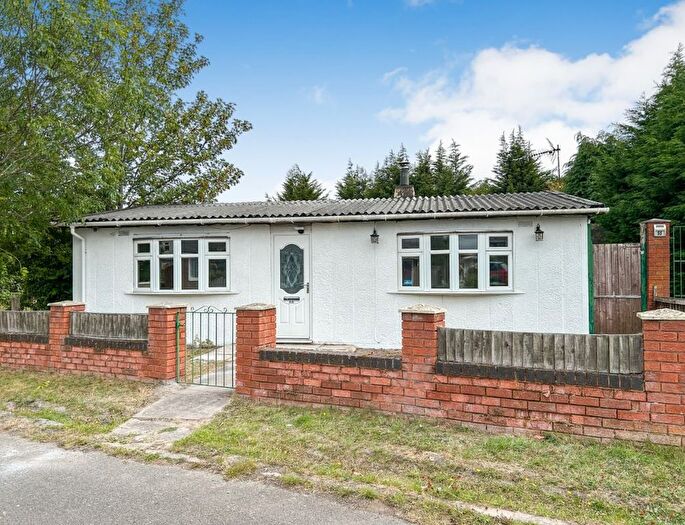 2 Bedroom Detached Bungalow For Sale In Alamein Road, Willenhall, WV13
