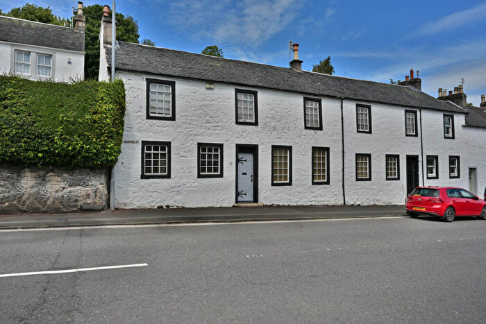 4 Bedroom Character Property For Sale In Low Barholm, Kilbarchan, PA10