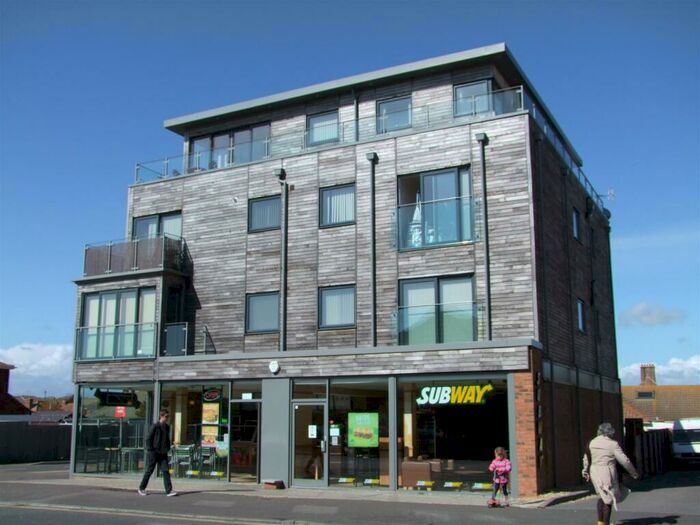 2 Bedroom Flat To Rent In Montpelier House Peacehaven, BN10