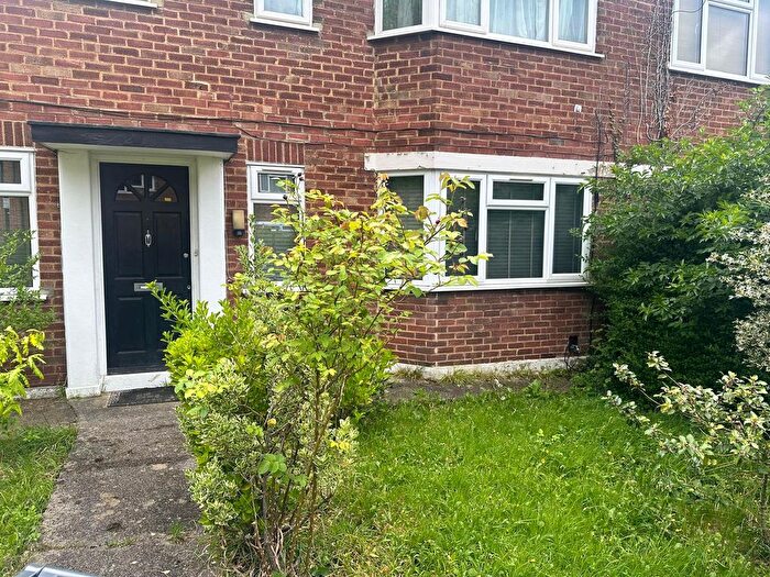 4 Bedroom Maisonette To Rent In Cavendish Avenue, West Ealing, W13