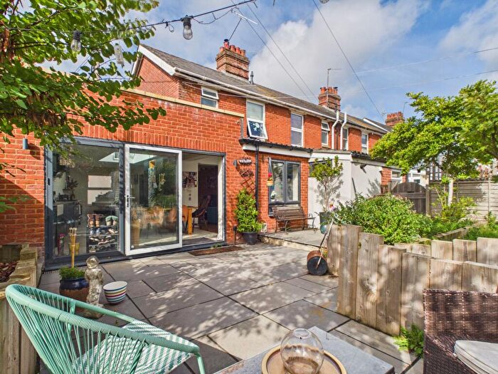 2 Bedroom End Of Terrace House For Sale In Winchester Road, Whitchurch, RG28