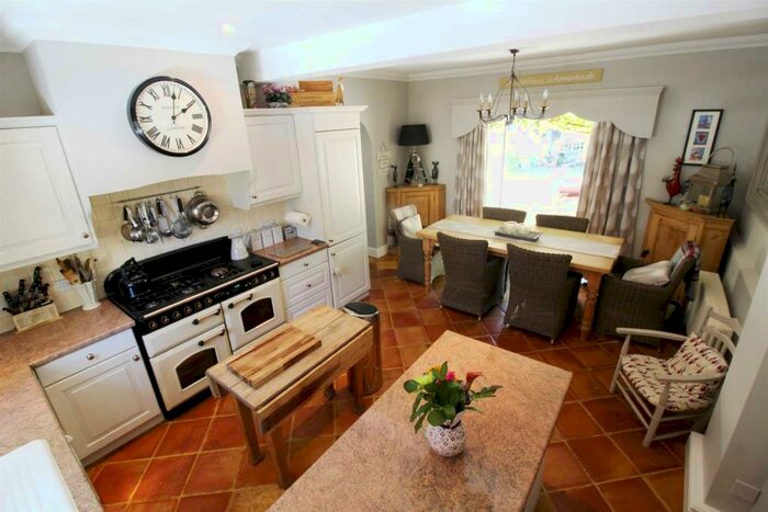 4 Bedroom Semi-Detached House To Rent In South Street, Corsham, SN13