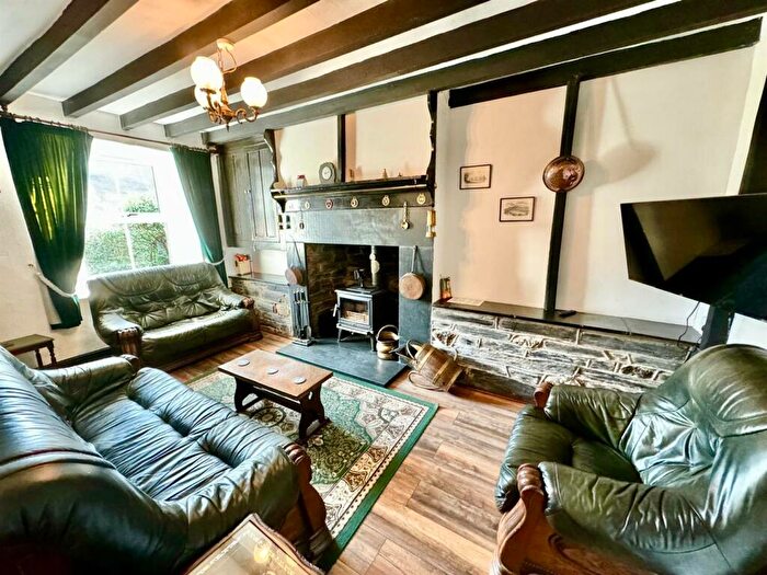 2 Bedroom Semi-Detached House For Sale In Dolwyddelan, LL25