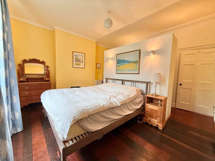 1 Bedroom Maisonette To Rent In Woodhead Road, Holmfirth, West Yorkshire, HD9