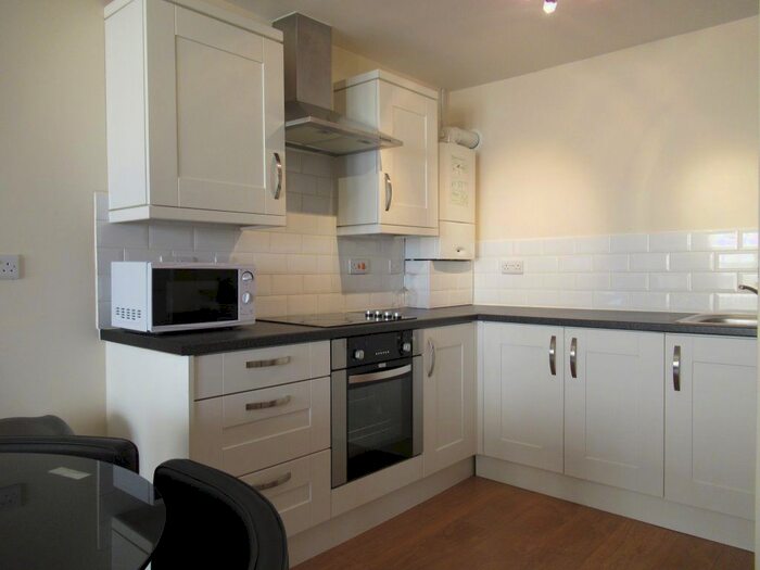 2 Bedroom Flat To Rent In Old High Street, Headington, Oxford, OX3