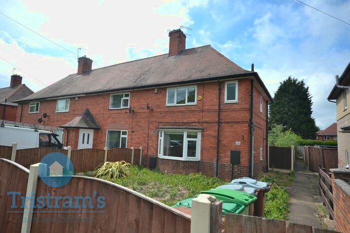 3 Bedroom Semi-Detached House To Rent In Southwold Drive, Wollaton, Nottingham, NG8