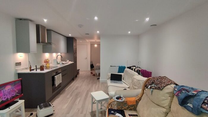 Studio To Rent In Windmill Lane, Hanwell, UB2