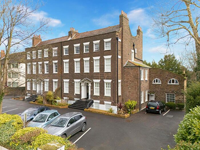 1 Bedroom Apartment To Rent In James Hilton House, Woodford Road, South Woodford, E18