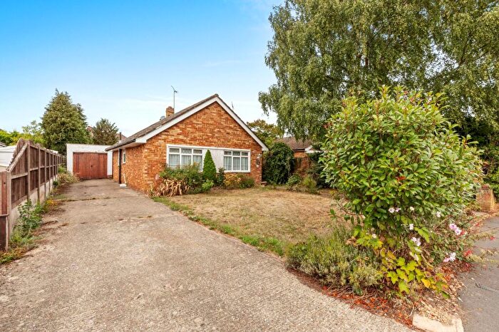 3 Bedroom Detached Bungalow For Sale In Beckings Way, Flackwell Heath, HP10