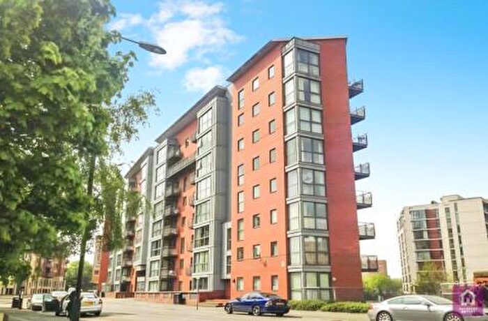 2 Bedroom Apartment To Rent In The Nile, City Road East, M15