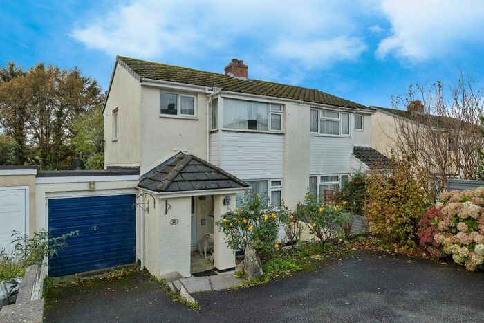 3 Bedroom Semi-Detached House For Sale In Bawden Road, Bodmin, Cornwall, PL31