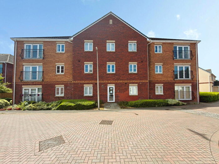 2 Bedroom Apartment For Sale In Moorland Green, Gorseinon, Swansea, SA4