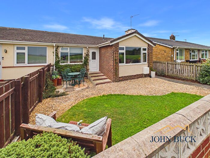 2 Bedroom Semi-Detached Bungalow For Sale In Londonderry Way, Penshaw, DH4