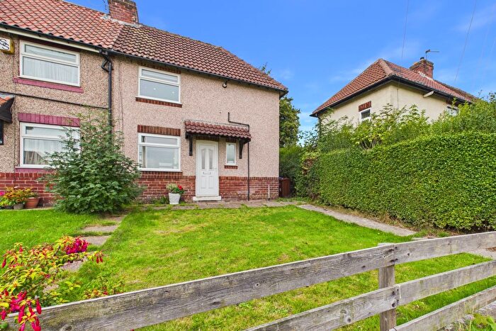 1 Bedroom Semi Detached House For Sale In Stanton Crescent, Sheffield, South Yorkshire, S12