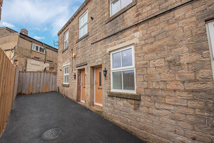 3 Bedroom Town House For Sale In Plot Baildon Mills, Baildon, BD17