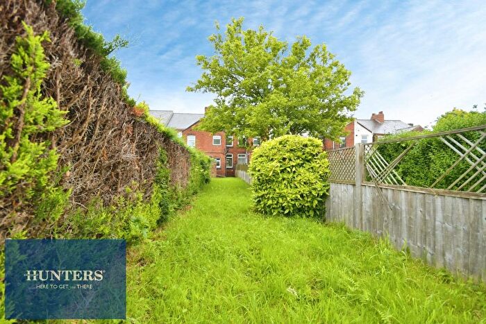 2 Bedroom Terraced House For Sale In Top Road, Calow, Chesterfield, S44