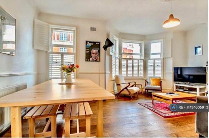 2 Bedroom Flat To Rent In Chamberlayne Road, London, NW10