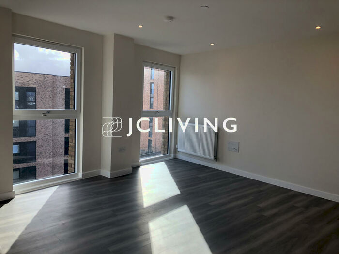 1 Bedroom Flat To Rent In Tansy House, London, E17