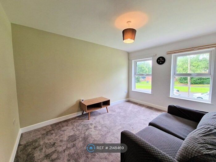 1 Bedroom Flat To Rent In Shenley Lane, Birmingham, B29