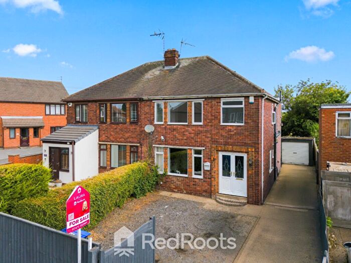 3 Bedroom Semi Detached House For Sale In Stonecross Drive, Sprotbrough, Doncaster, DN5