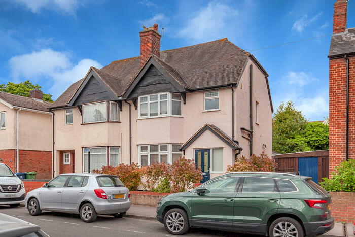 5 Bedroom Semi-Detached House To Rent In Lime Walk, Headington, Oxford, OX3