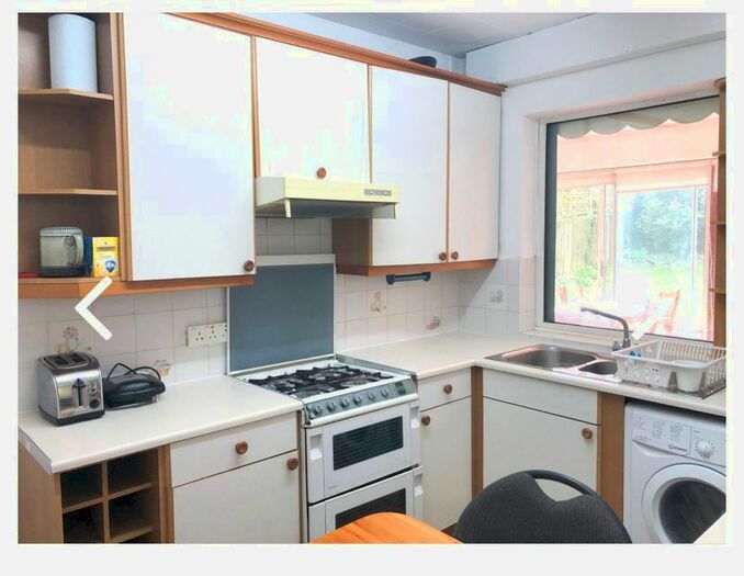 5 Bedroom Maisonette To Rent In Hendon, London, NW4